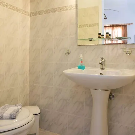 Astrofegia And Καμάρες