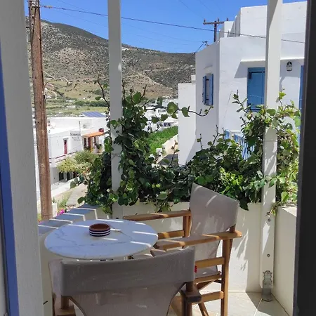Apartment Astrofegia And Kamares (Sifnos)