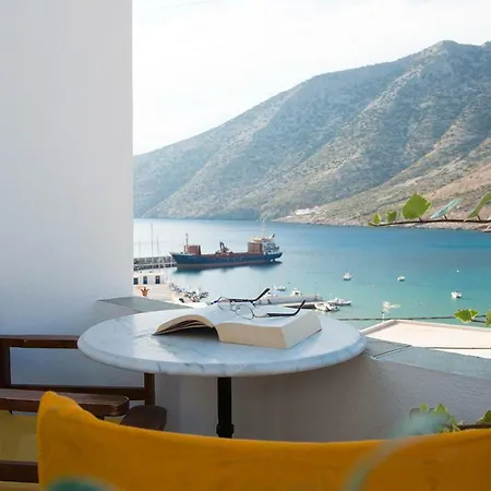 Astrofegia And * Kamares (Sifnos)